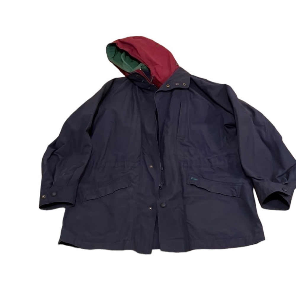 Tommy Hilfiger Men’s Rain Jacket in Navy. Size M. VGC